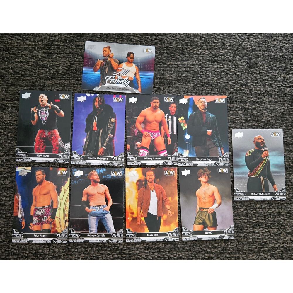 Lot of 10 AEW 2023 Upper Deck Cards